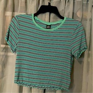 Women’s Wild Fable Cropped tee